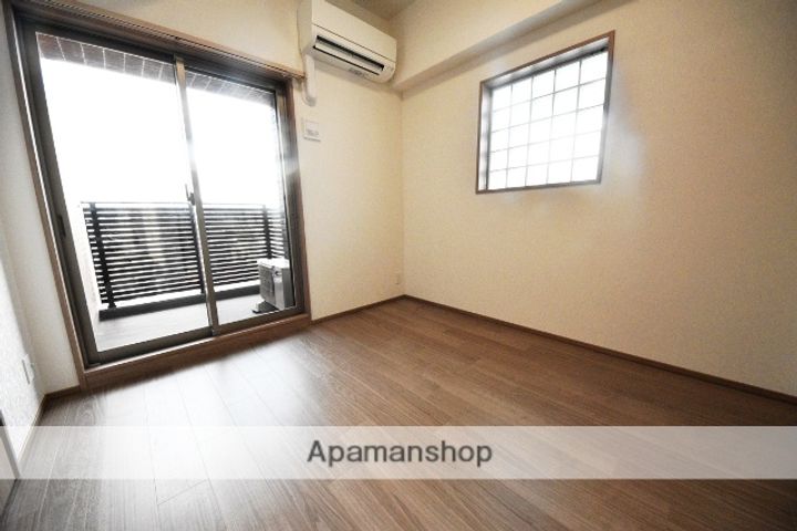 大阪府大阪市淀川区新高2丁目の賃貸マンションの内装