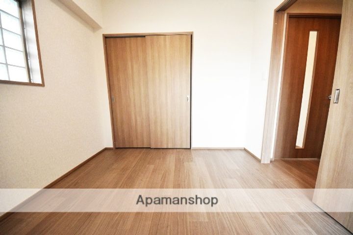 大阪府大阪市淀川区新高2丁目の賃貸マンションの内装