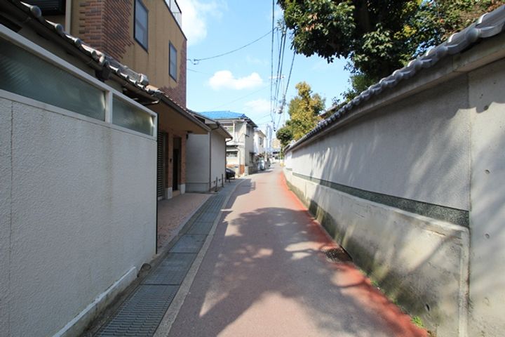 レジデンス鷹ヶ巣上新田402の周辺