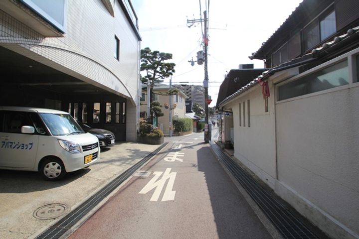 レジデンス鷹ヶ巣上新田402の周辺