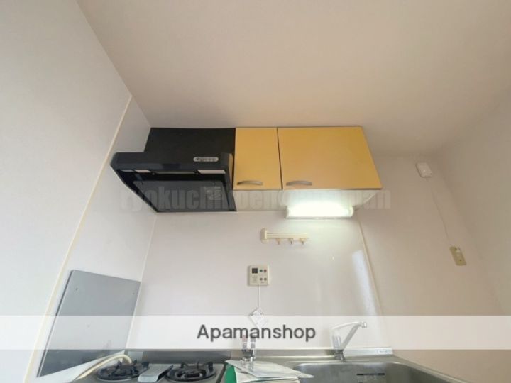 こすもらいふ緑地公園の内装