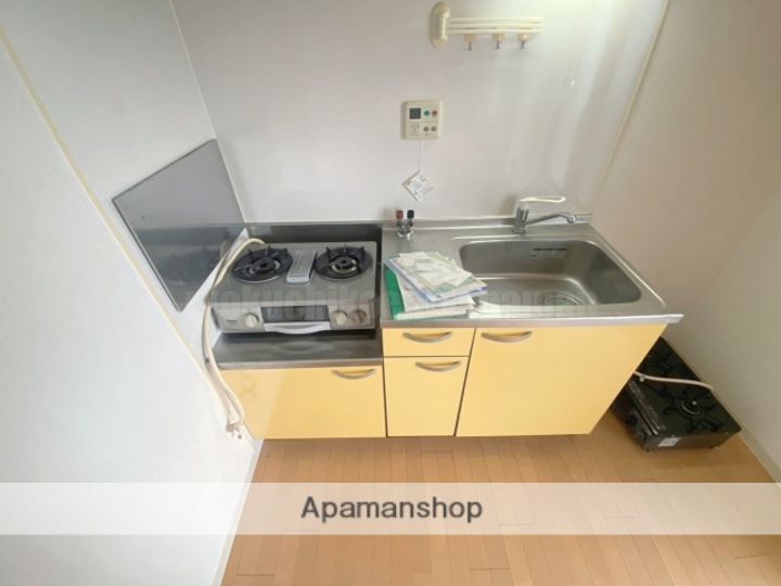 こすもらいふ緑地公園の内装