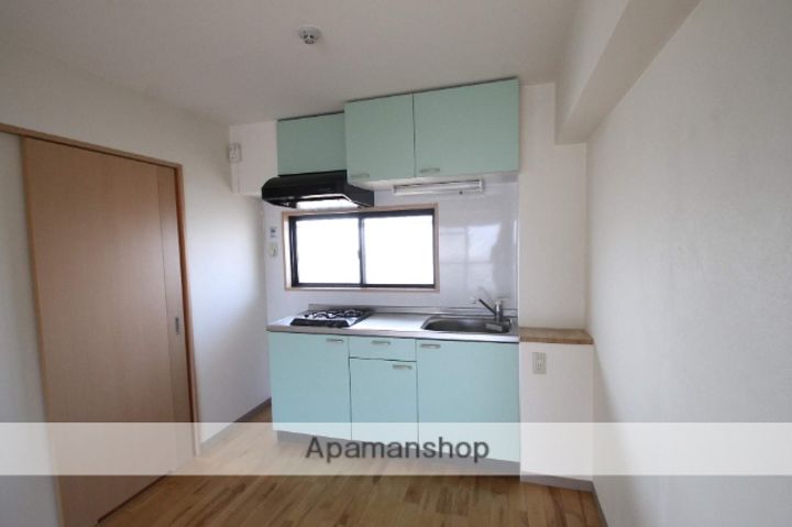 シャルレ服部303の内装