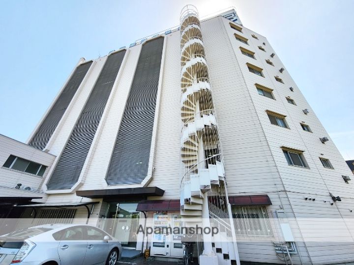 コーポラスサカエ303の外観