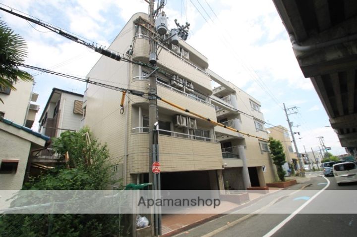 シャルマンフジ服部壱番館302.の外観