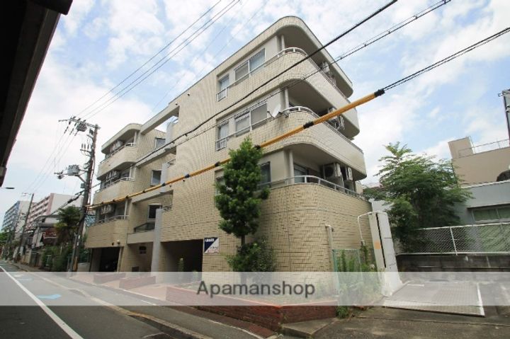 シャルマンフジ服部壱番館302.の外観