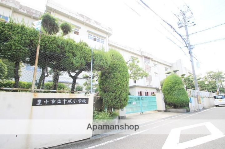 千成土居マンション101の周辺