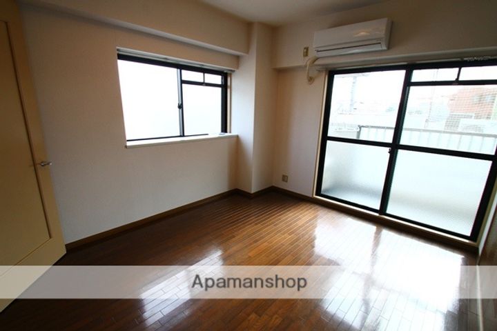 アヴィタシヨン曽根403の内装