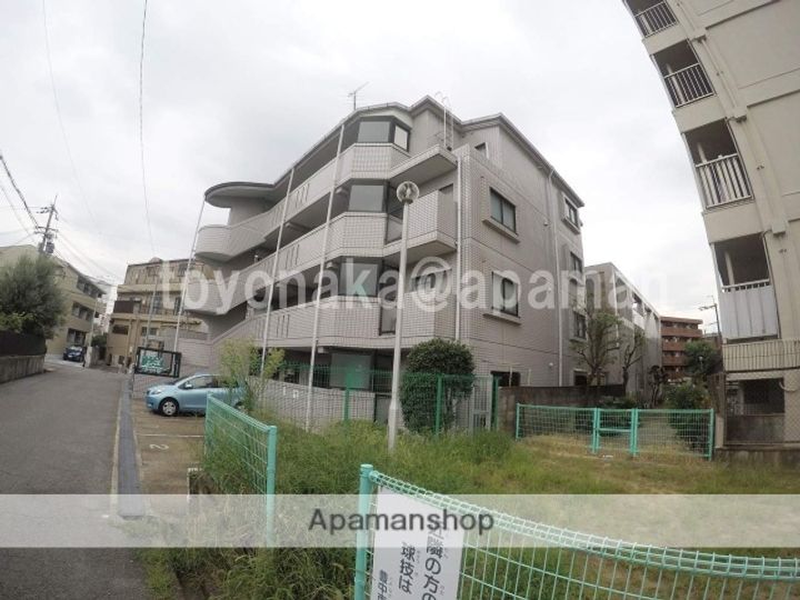 アヴィタシヨン曽根403の外観