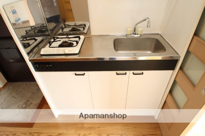 茶苑館303のキッチン