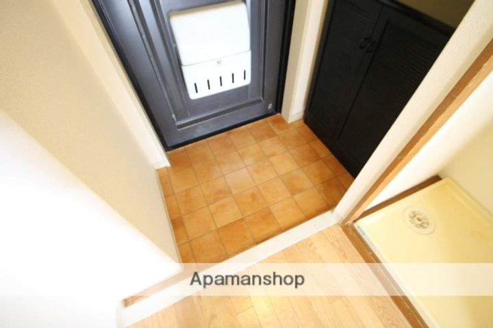 ハイムイズ205の玄関