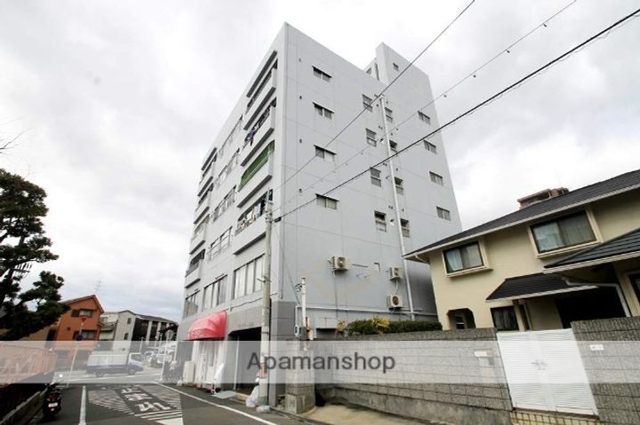 大阪府豊中市中桜塚3丁目の賃貸マンションの外観