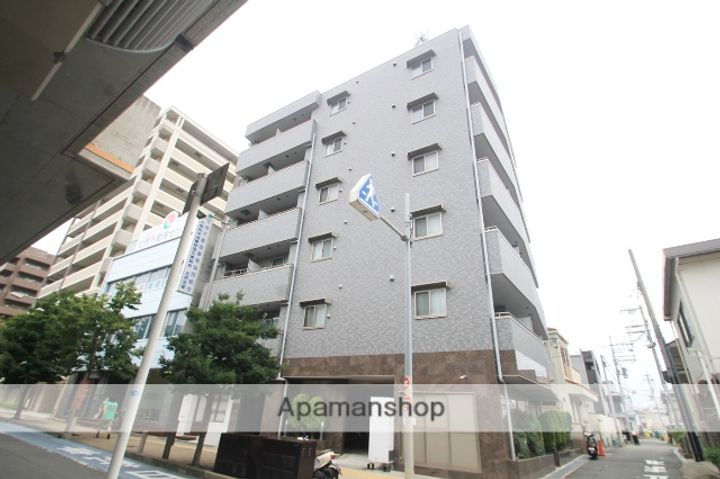 大阪府豊中市岡町の賃貸マンションの外観