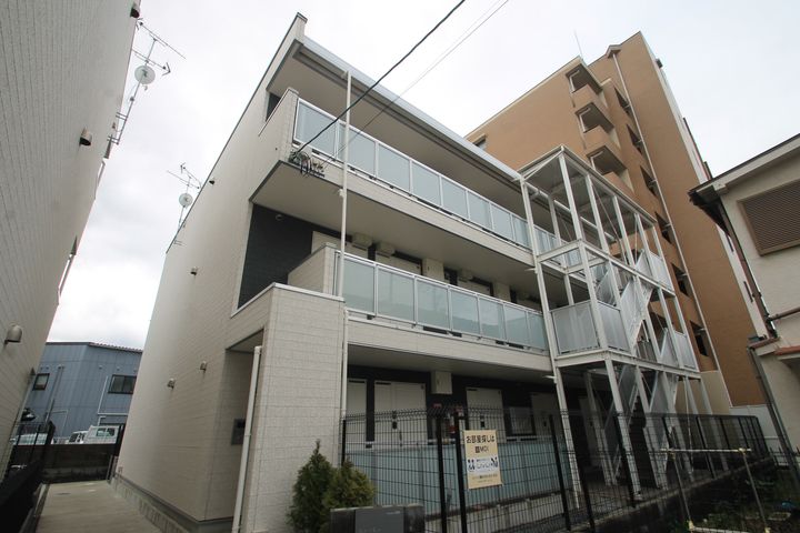 リブリ・竹島の外観