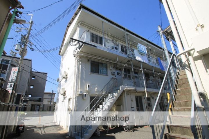 利倉神吉文化209の外観