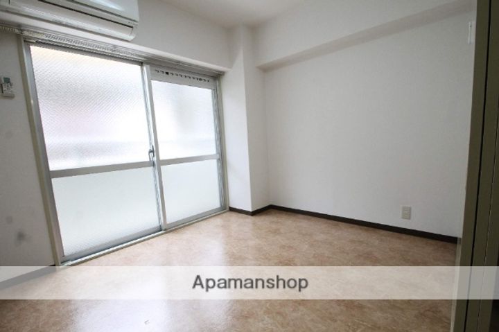 シャルマンフジ服部壱番館302.の居間