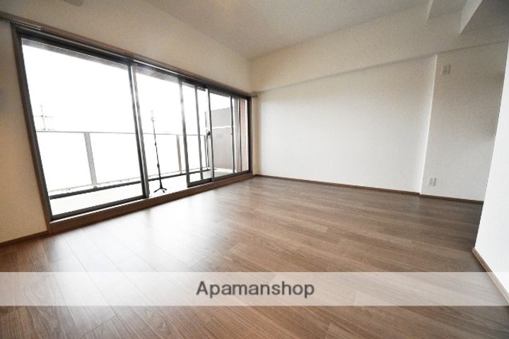 プレジオ三国EURO802.の内装