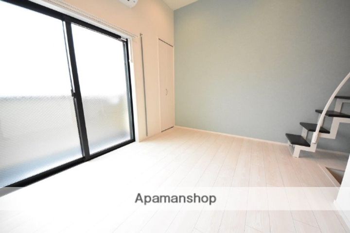 ハーモニーテラス加島202.の居間