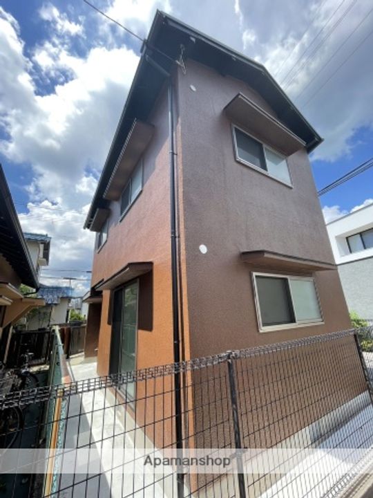 大阪府箕面市西小路4丁目(一戸建)の賃貸物件の外観