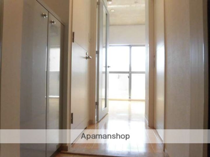 ジュネーゼ野田エコールの玄関