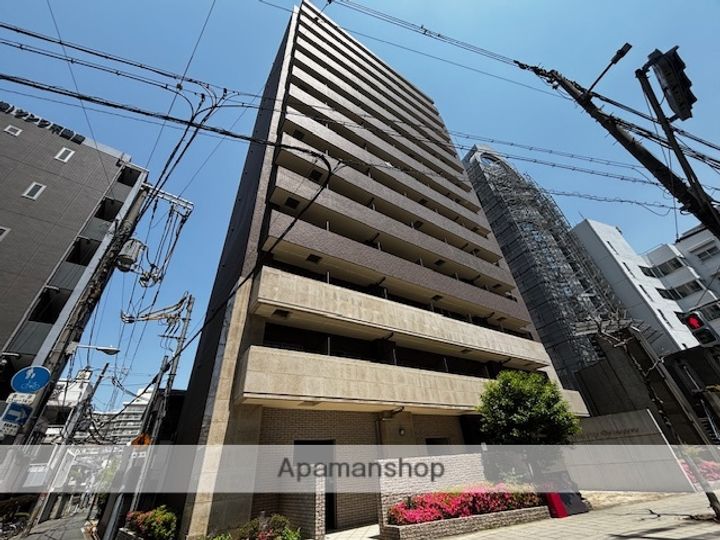スワンズシティ堂島川の外観