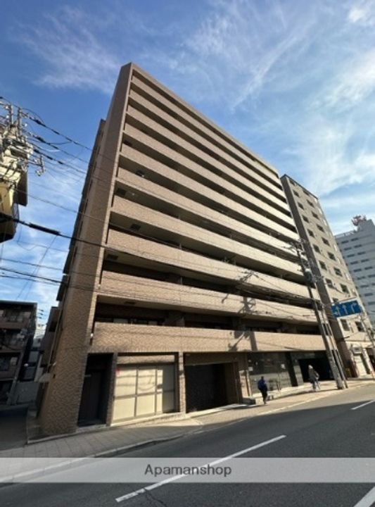 リーガル福島あみだ池の外観