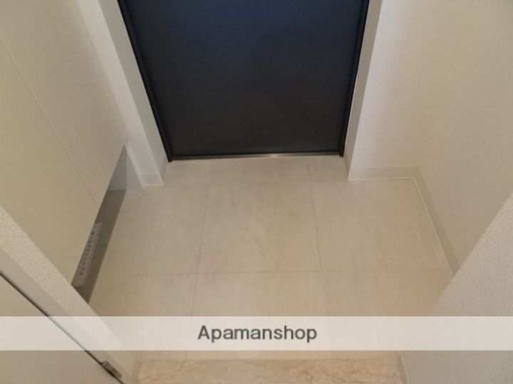 エスリード新福島の玄関