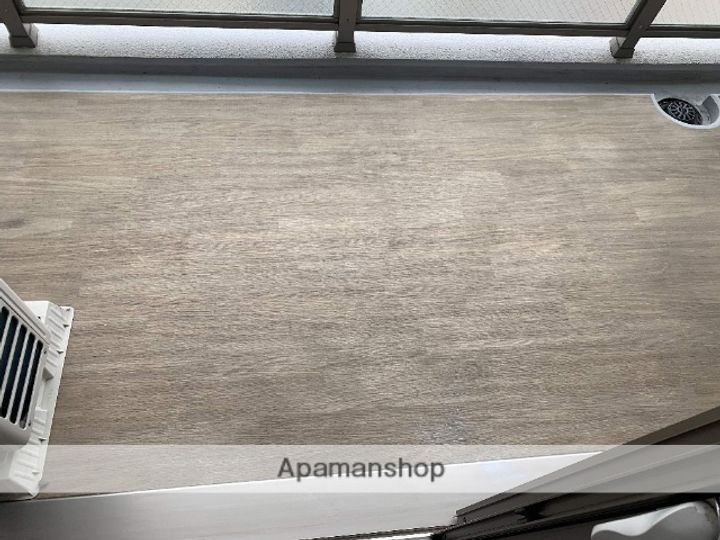 エスリード福島グレイスの玄関