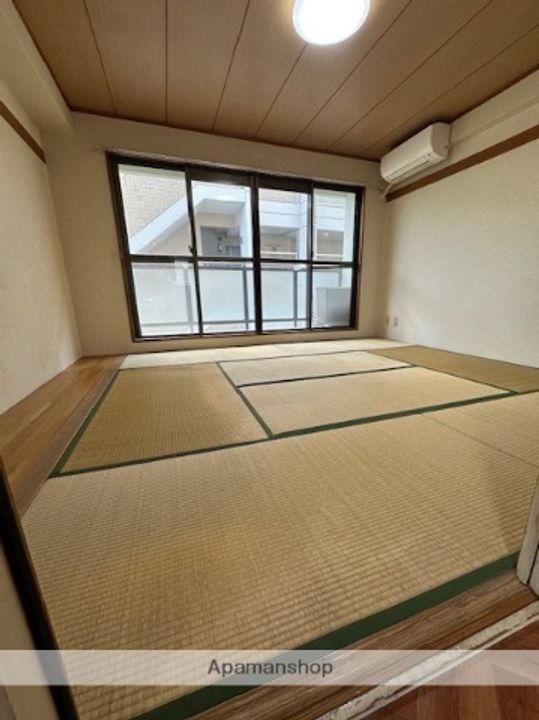 第2ナショナルマンション201の内装