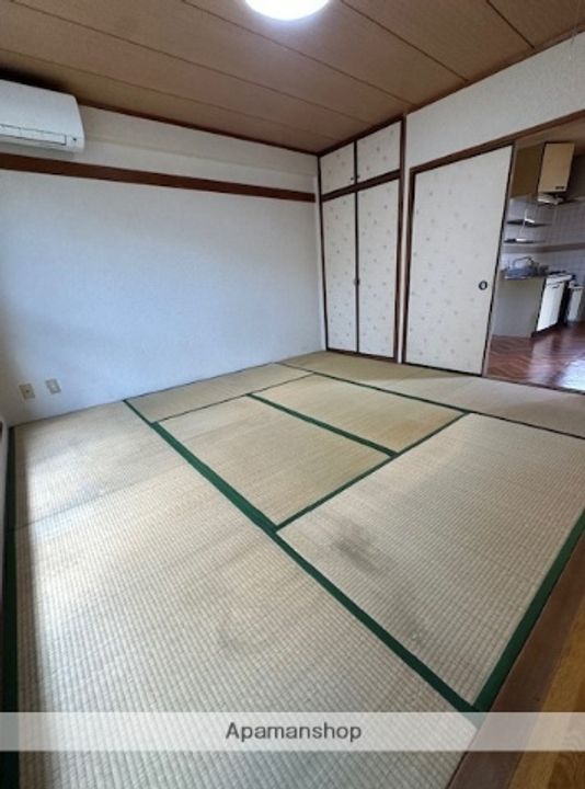 第2ナショナルマンション201の内装