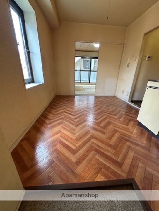 第2ナショナルマンション201の内装