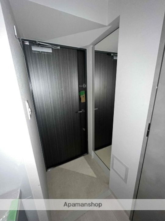 エスリードレジデンス梅田クラスシティの玄関