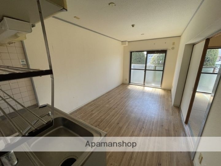 プルミエールの居間