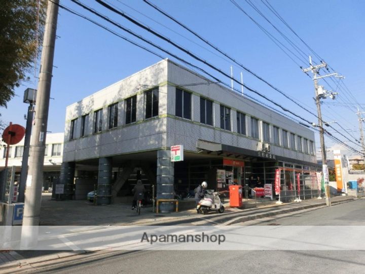 郡津金森マンションの周辺