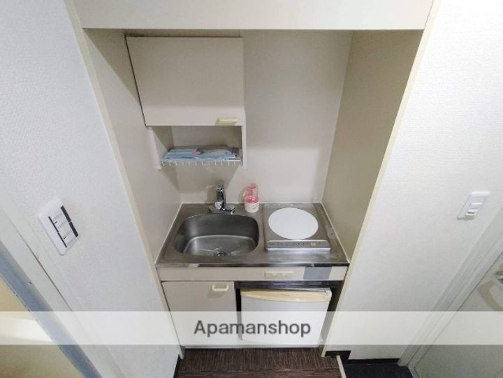 ラムール萱島のキッチン