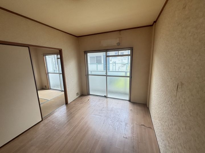 大阪府枚方市渚西2丁目の賃貸アパートの内装