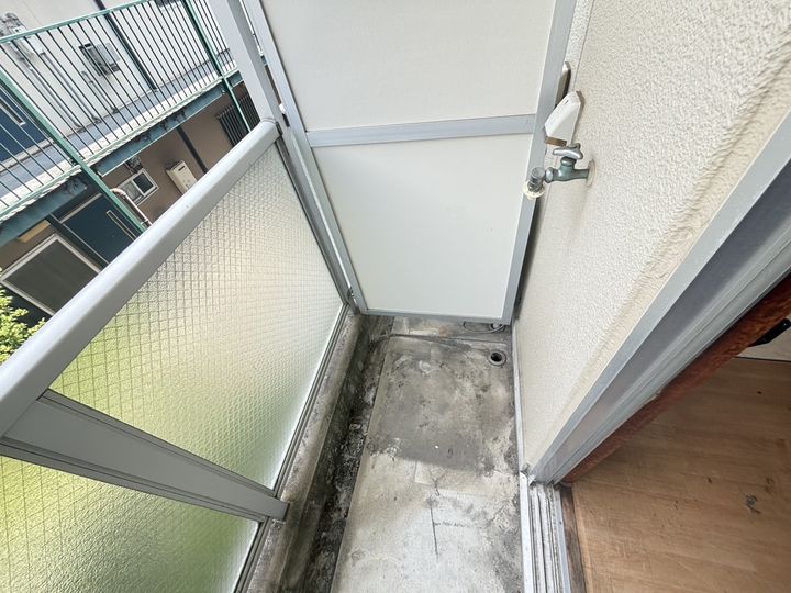 大阪府枚方市渚西2丁目の賃貸アパートの内装