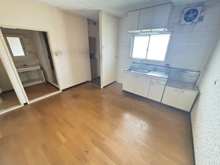 大阪府枚方市渚西2丁目の賃貸アパートの内装