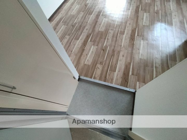 メゾンドパリの玄関