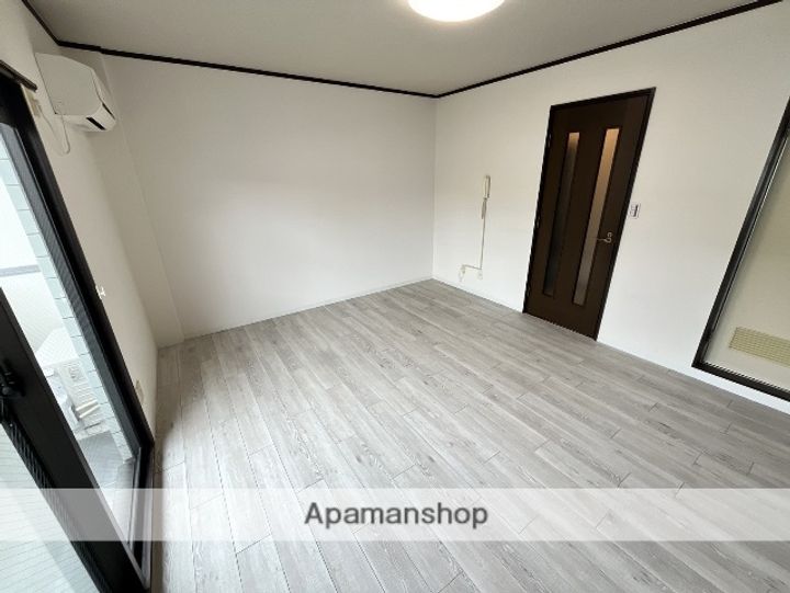 ハウスPHP渚の内装