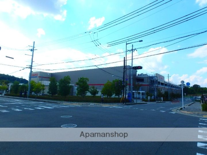 ベルメゾン11番館の周辺