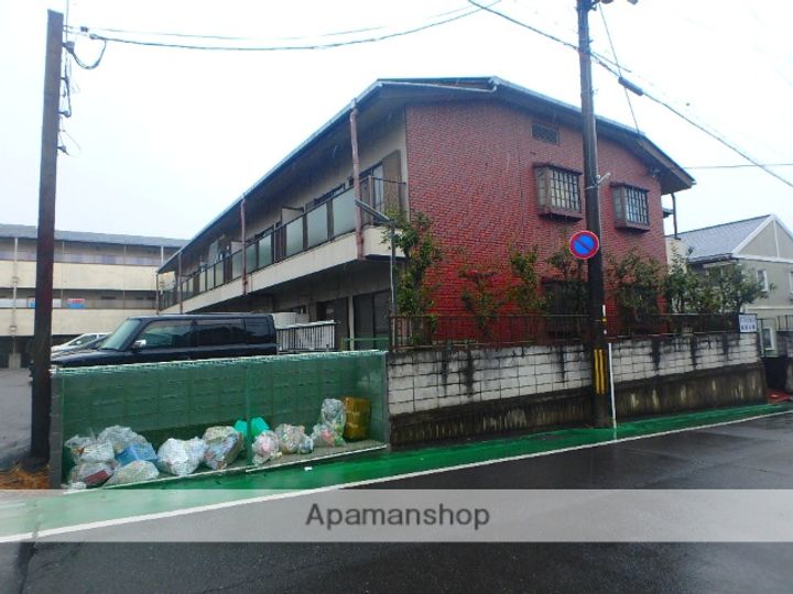 マンション備前A棟の外観
