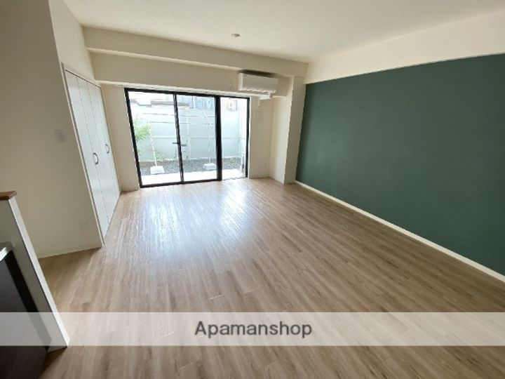 LA・VITAROSA 松栄の居間