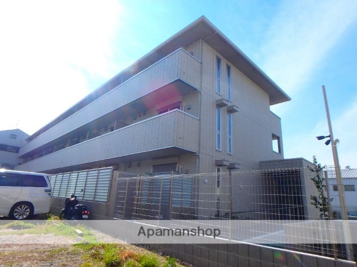 大阪府枚方市長尾家具町3丁目の賃貸アパートの外観
