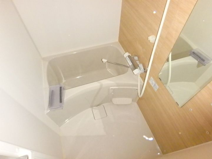 大阪府門真市元町の賃貸マンションの風呂