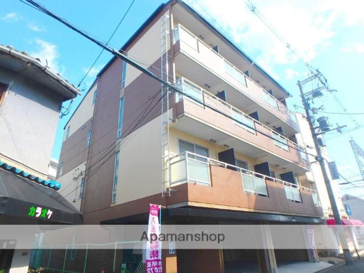 ロードアップ牧野の外観