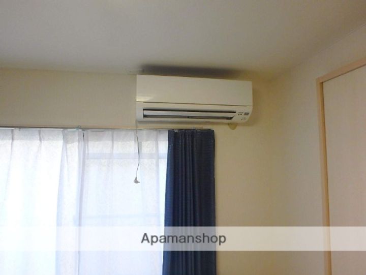 ロードアップ牧野の内装