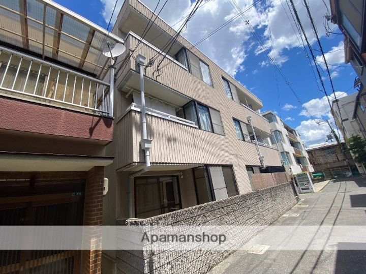 大阪府守口市金田町4丁目の賃貸マンションの外観