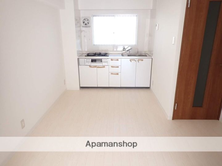 レジデンス鶴見緑地2番館の居間