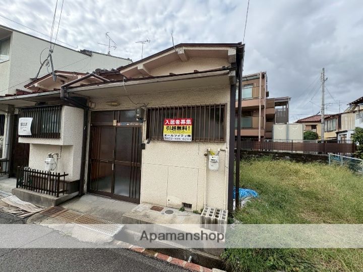 大阪府寝屋川市若葉町(一戸建)の賃貸物件の外観